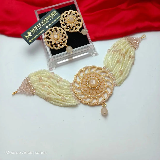 Chokar Set With Light Weight Studs8