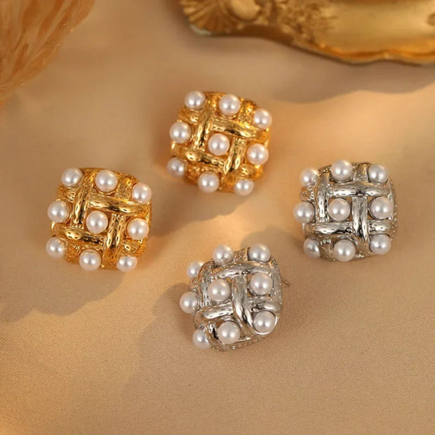 Elegant French Vintage Pearl Earrings Classic Design for Women Unique Stylish Jewelry Accessories Small Fragrance Style3