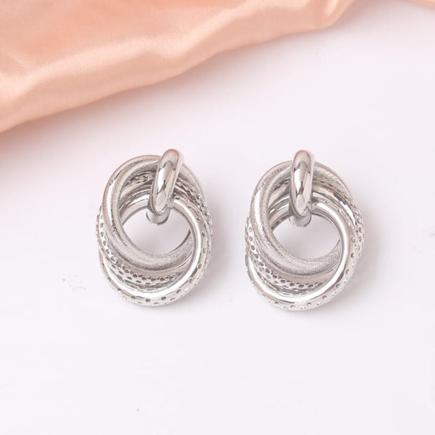 Exaggerated Twisted Dangle Earrings3
